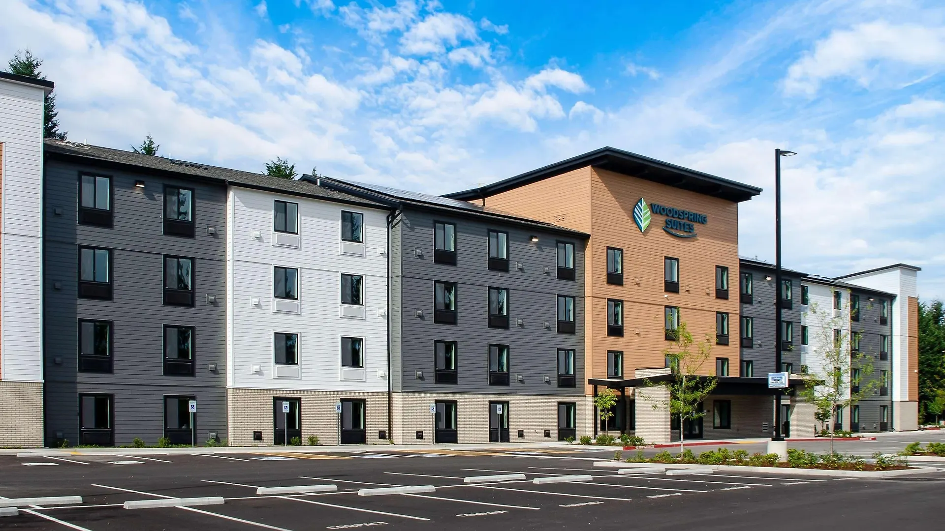 Staying Near Seatac Casino: 3 Lacey Hotels Compared